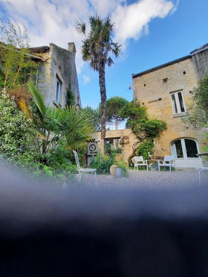 La Malposte Bed & Breakfast Reviers Exterior photo
